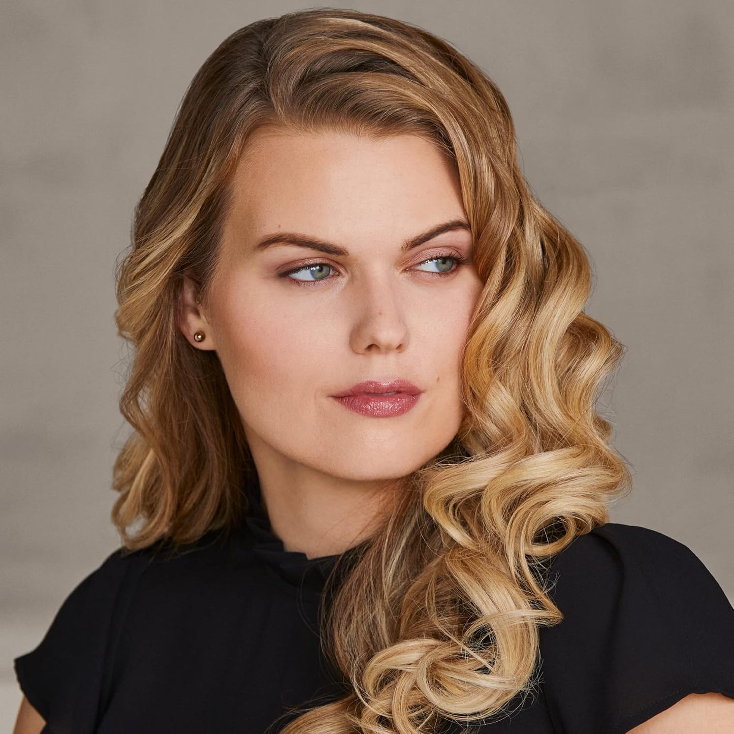 HOT TOOLS Pro Artist Black Gold 1 Inch Curling Iron - Stylist Preferred Curling Wand, Creates Defined Waves and Long-Lasting Results for Smooth & Shiny Styles