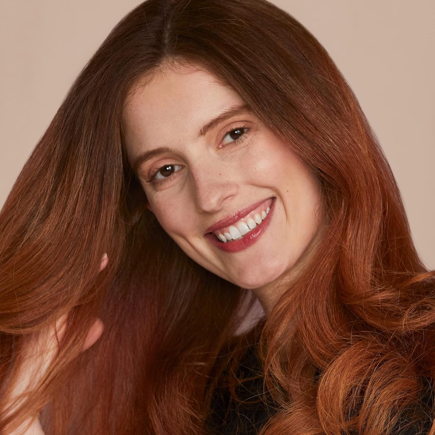 HOT TOOLS Pro Artist Rose Gold Digital Curling Iron/Wand | Long Lasting Defined Curls, (1-1/2 in)